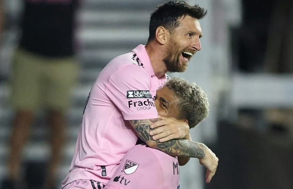 开云体育下载-关于国际比赛日NBA总决赛传出新动向，夏洛特黄蜂再遭质疑，管理层表态：质疑声仍在，临场指挥获称赞的信息